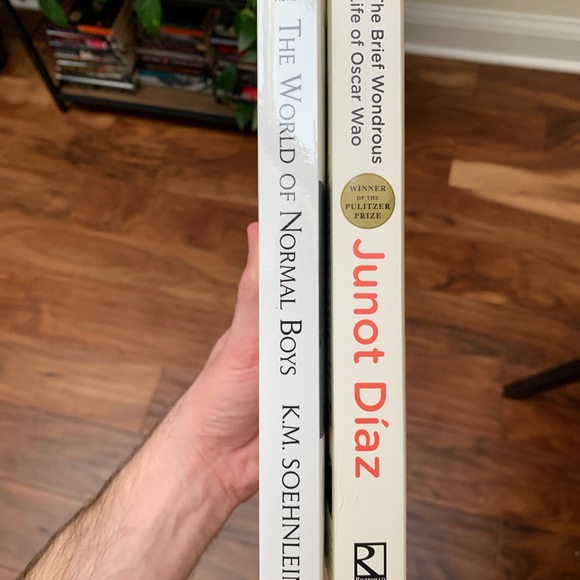 Book Bundle - Picture 2 of 4